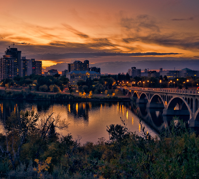 Saskatoon, Saskatoon at night, city, city at night, Canadian city