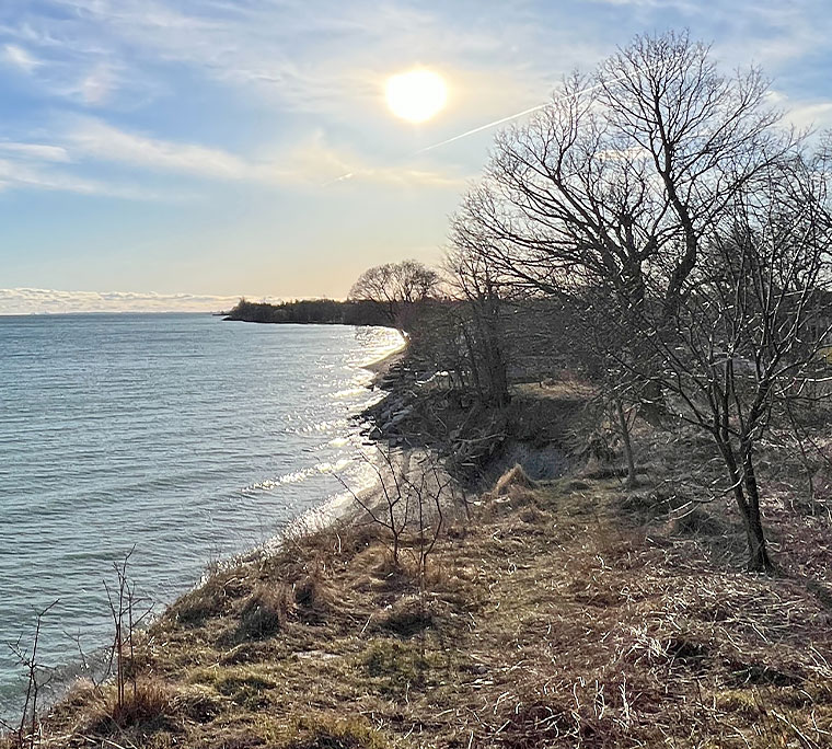 Shoreline of Lake Ontario in Oshawa.
