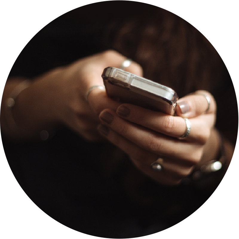 hands holding a cellphone